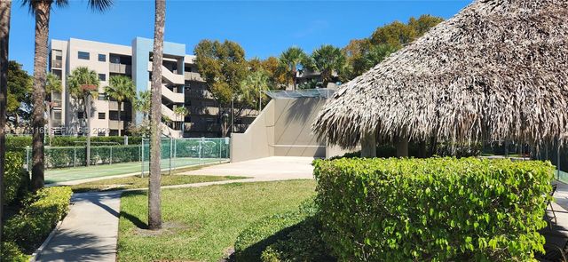 1100 Colony Point Cir 316, Pembroke Pines, FL 33026