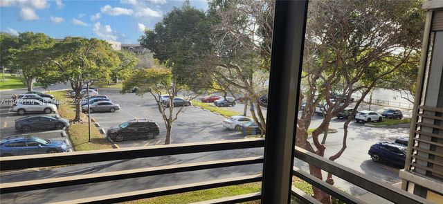 1100 Colony Point Cir 316, Pembroke Pines, FL 33026