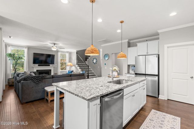 759 Hollybriar Loop Road SE, Bolivia, NC 28422