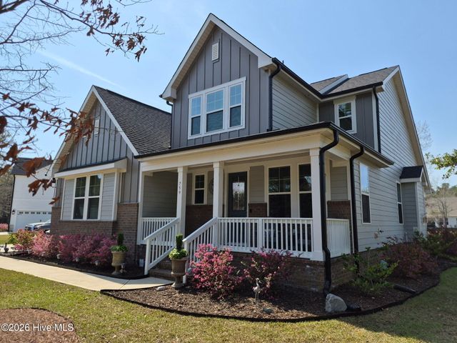 759 Hollybriar Loop Road SE, Bolivia, NC 28422