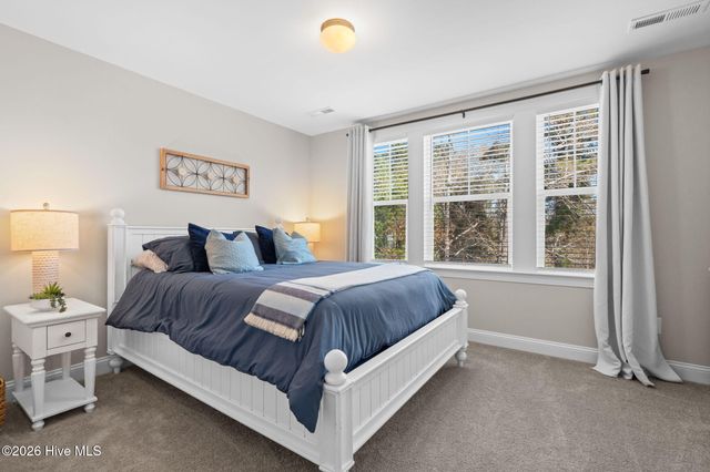 759 Hollybriar Loop Road SE, Bolivia, NC 28422