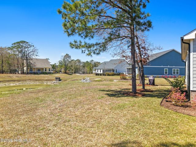 759 Hollybriar Loop Road SE, Bolivia, NC 28422