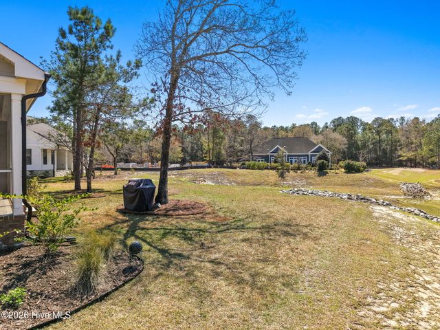 759 Hollybriar Loop Road SE, Bolivia, NC 28422