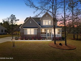 759 Hollybriar Loop Road SE, Bolivia, NC 28422