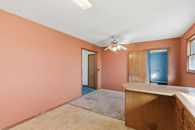 204 S Cottonwood Avenue, Republic, MO 65738