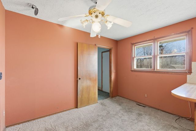 204 S Cottonwood Avenue, Republic, MO 65738