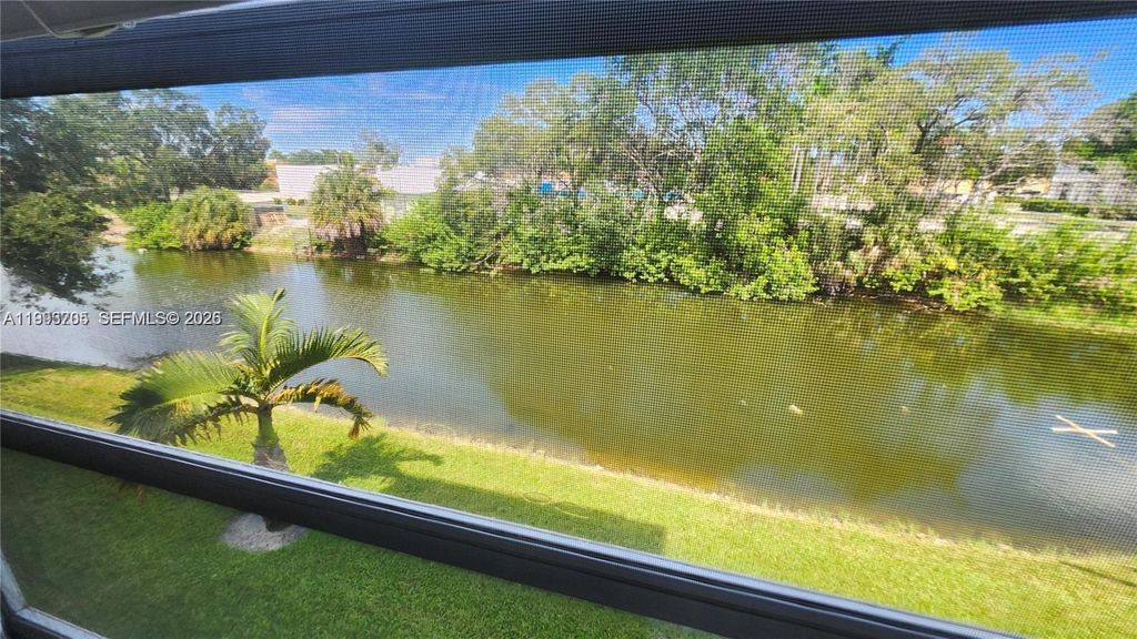 4299 NW 16th Street 209, Lauderhill, FL 33313