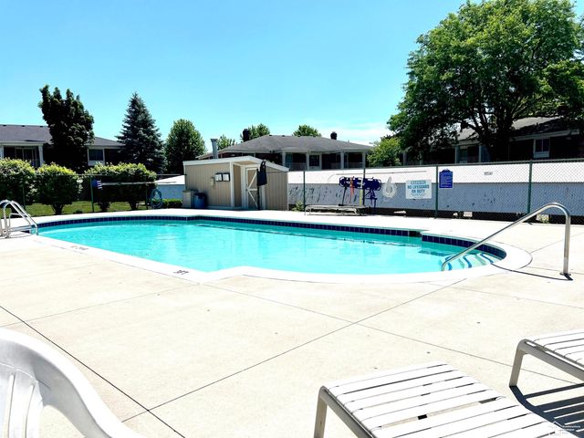 1750 Monticello Street, Trenton, MI 48183