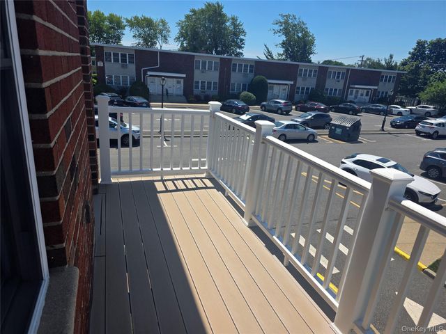 67 Farber Drive 67, West Babylon, NY 11704