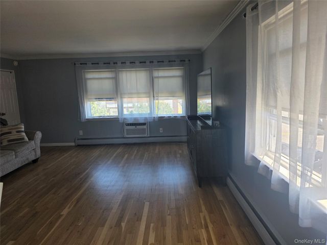 67 Farber Drive 67, West Babylon, NY 11704