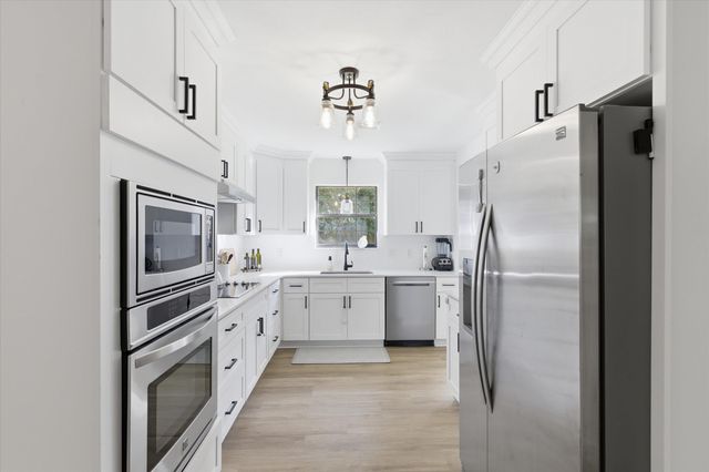 2836 Fitzpatrick Drive, Tallahassee, FL 32309