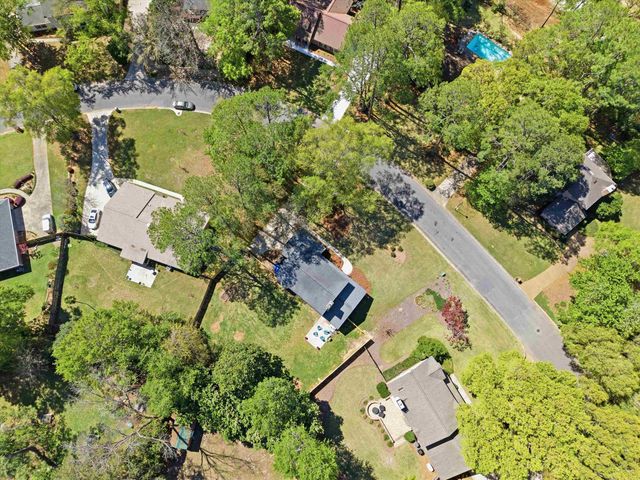 2836 Fitzpatrick Drive, Tallahassee, FL 32309