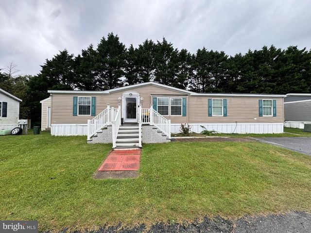 5 EMERY CIR, Delmar, DE 19940