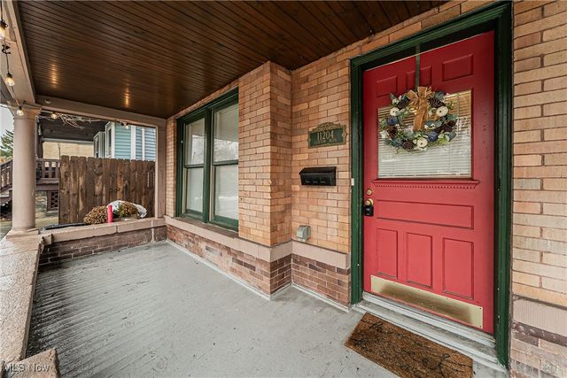 11204 Clifton Boulevard, Cleveland, OH 44102