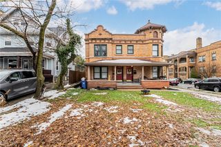 11204 Clifton Boulevard, Cleveland, OH 44102