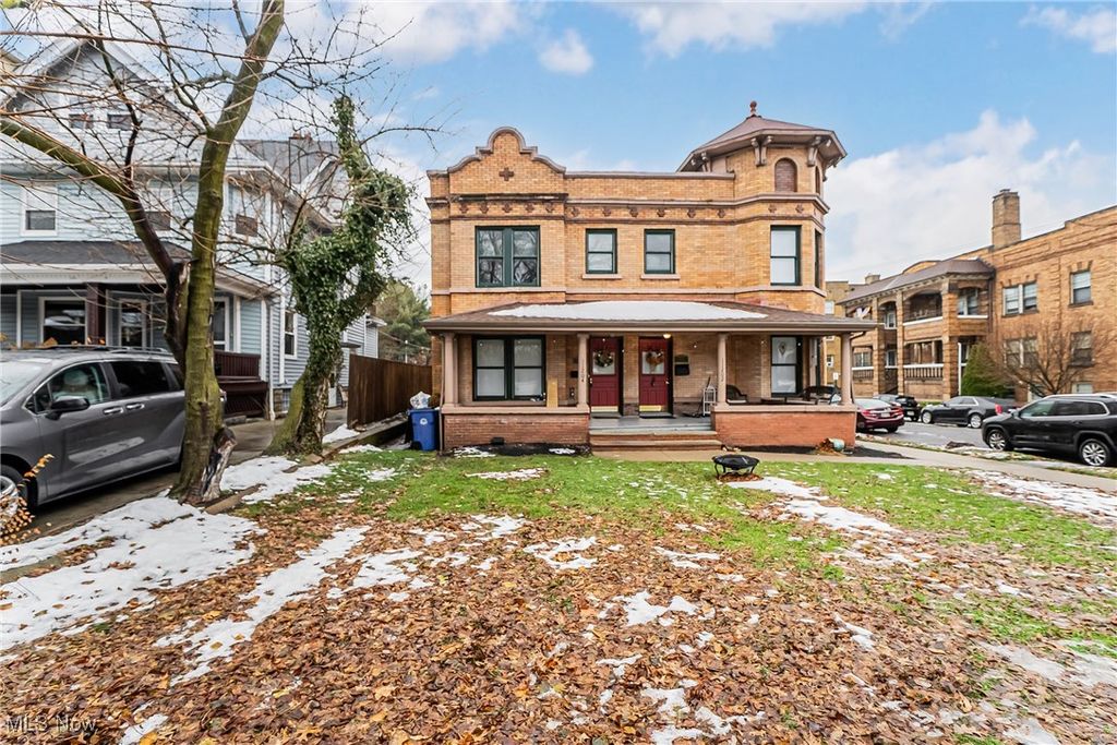 11204 Clifton Boulevard, Cleveland, OH 44102