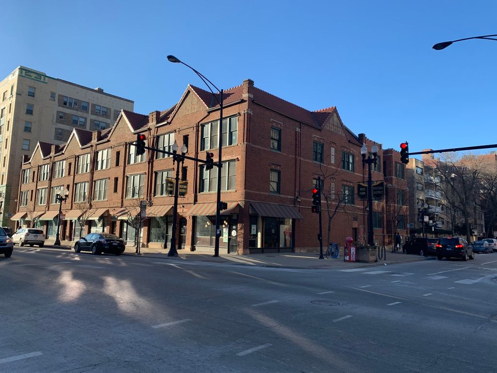 5608 N Kenmore Avenue 3, Chicago, IL 60660