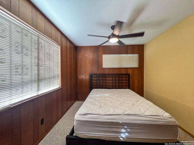 1555 ARROWHEAD DR, Canyon Lake, TX 78133