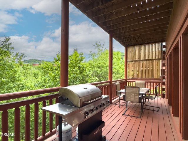 2316 Boulder Way, Sevierville, TN 37862