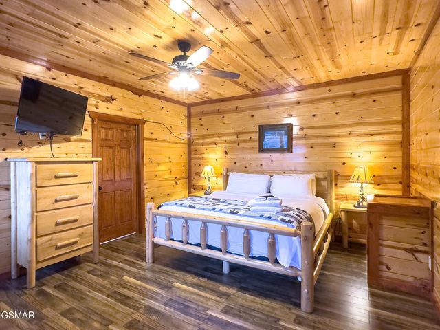 2316 Boulder Way, Sevierville, TN 37862