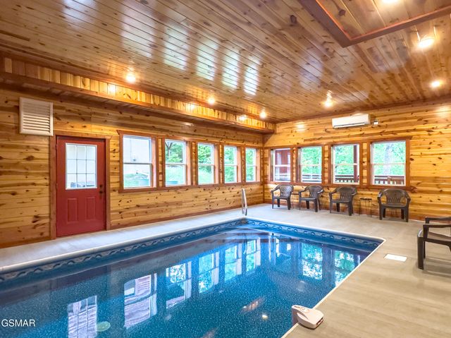 2316 Boulder Way, Sevierville, TN 37862