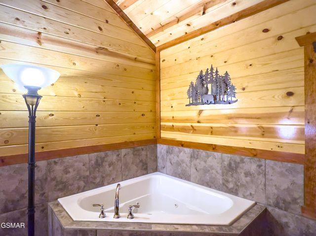 2316 Boulder Way, Sevierville, TN 37862