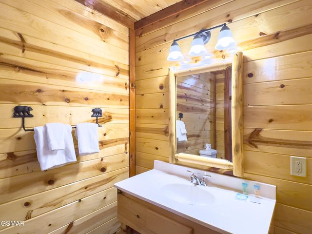 2316 Boulder Way, Sevierville, TN 37862