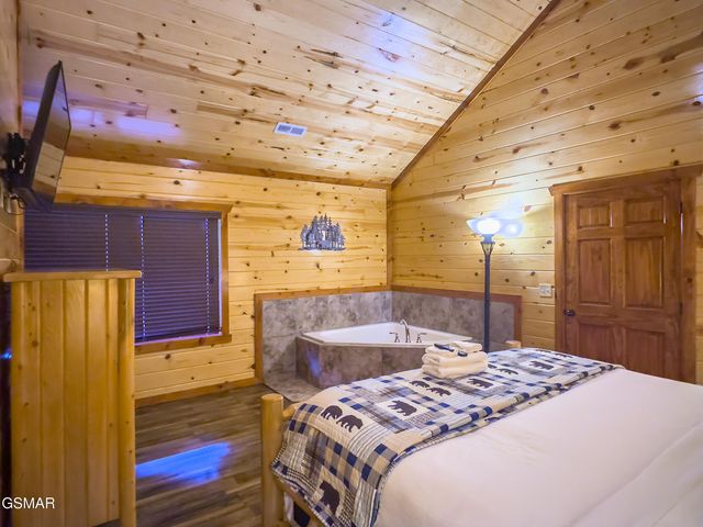 2316 Boulder Way, Sevierville, TN 37862