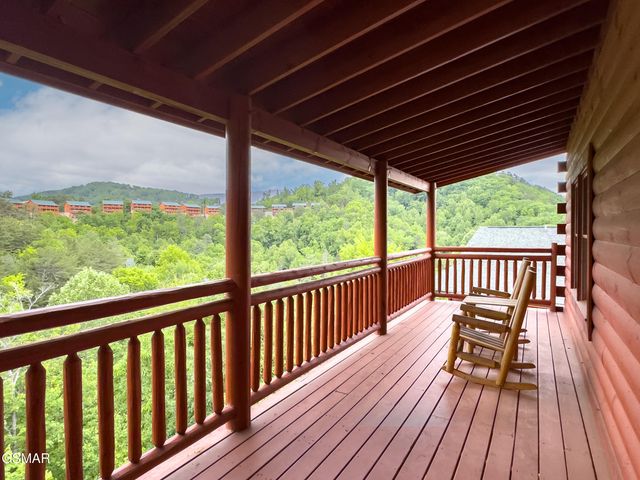 2316 Boulder Way, Sevierville, TN 37862