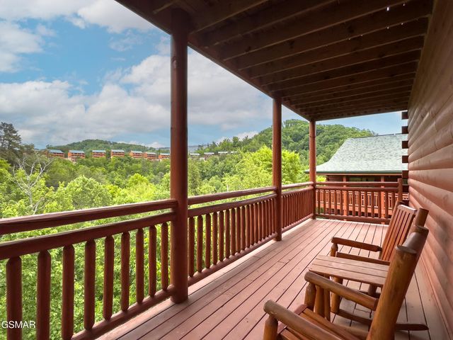 2316 Boulder Way, Sevierville, TN 37862