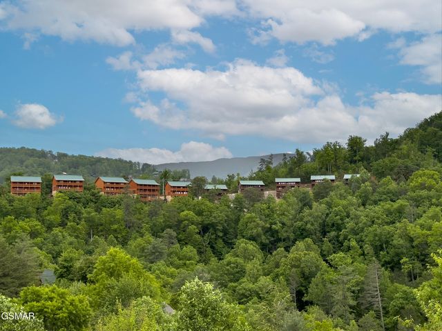 2316 Boulder Way, Sevierville, TN 37862