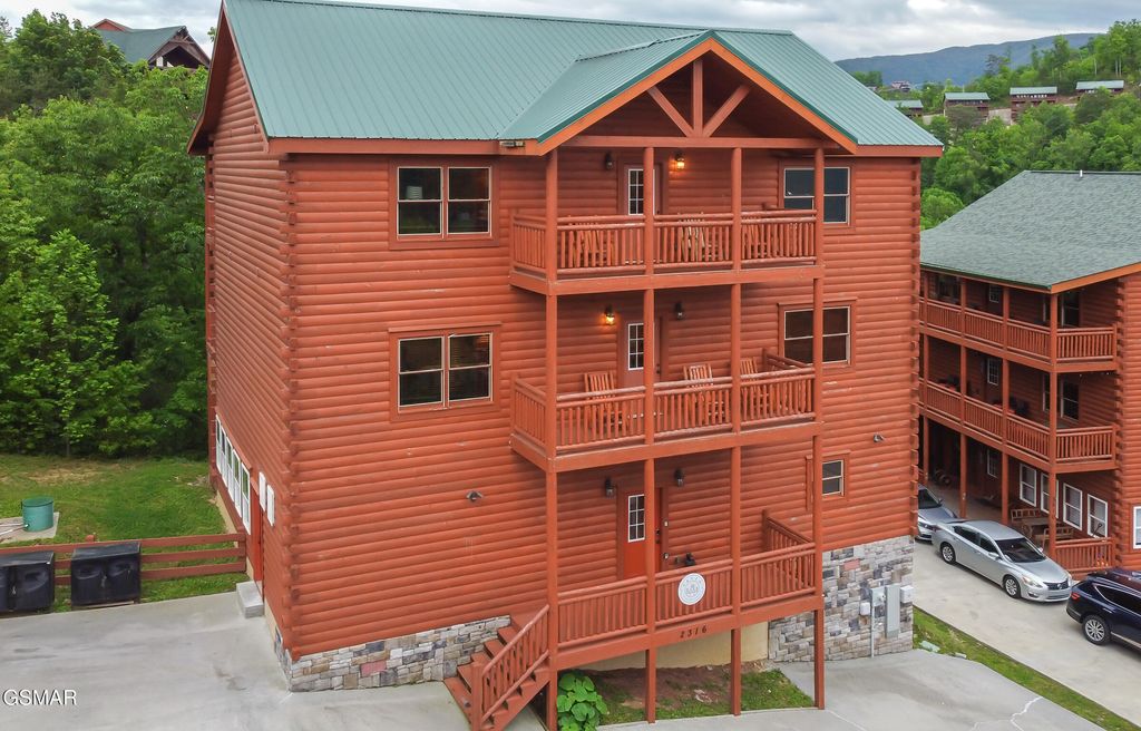 2316 Boulder Way, Sevierville, TN 37862