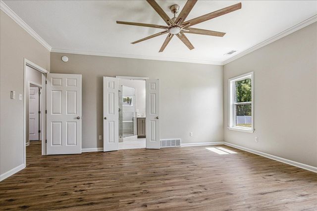 432 TIPTON LAKE CIR W, Millington, TN 38053