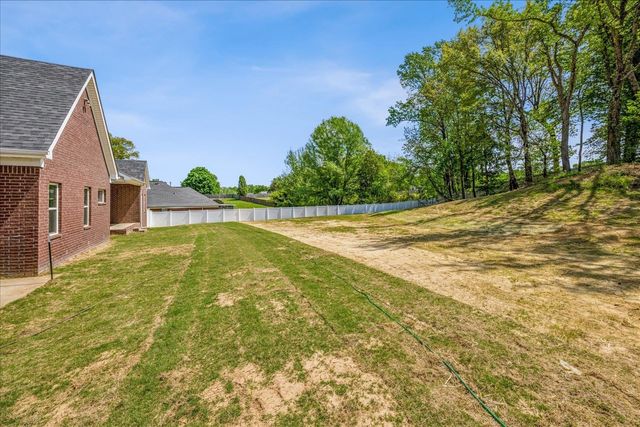 432 TIPTON LAKE CIR W, Millington, TN 38053