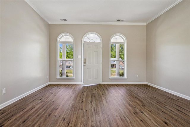 432 TIPTON LAKE CIR W, Millington, TN 38053
