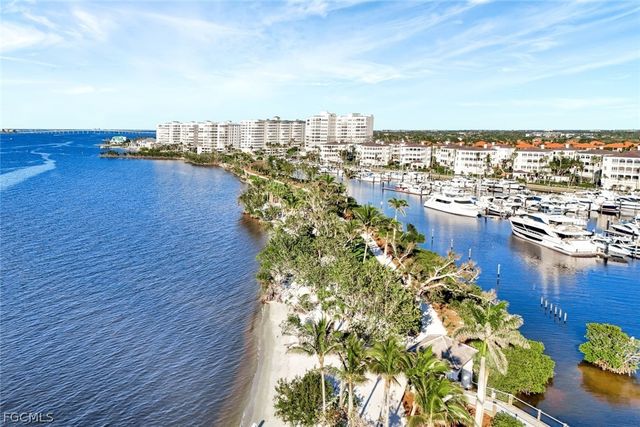 14684 Olde Millpond CT, Fort Myers, FL 33908