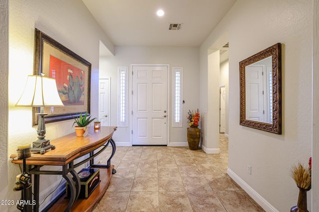 3673 S SOHO Lane E, Chandler, AZ 85286