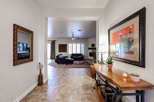 3673 S SOHO Lane E, Chandler, AZ 85286