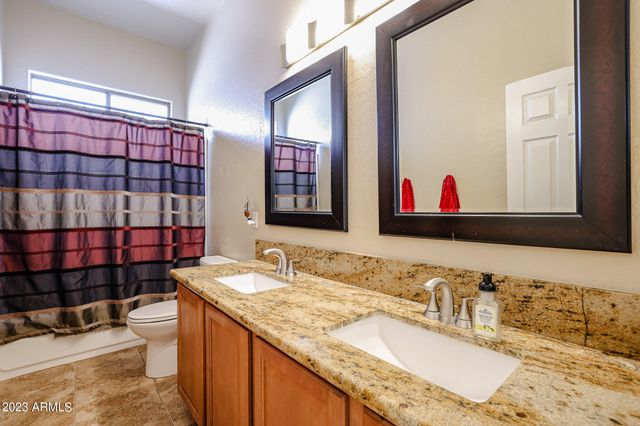 3673 S SOHO Lane E, Chandler, AZ 85286