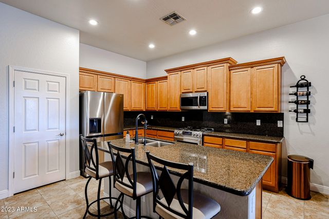 3673 S SOHO Lane E, Chandler, AZ 85286