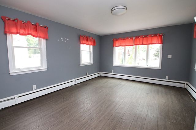 14 Dodge St, Malden, MA 02148
