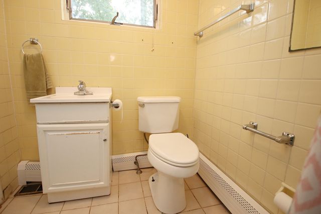 14 Dodge St, Malden, MA 02148