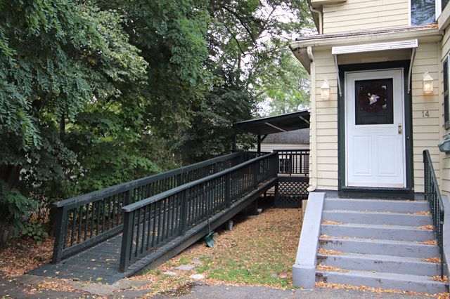 14 Dodge St, Malden, MA 02148