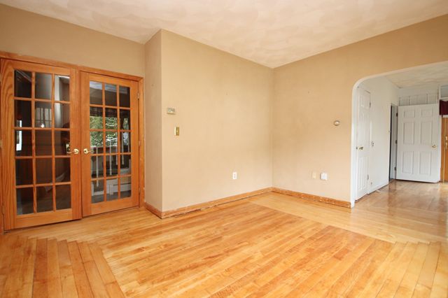 14 Dodge St, Malden, MA 02148