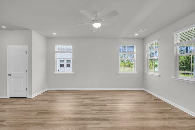223 Hungerford Drive, Summerville, SC 29486