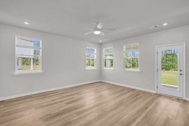223 Hungerford Drive, Summerville, SC 29486