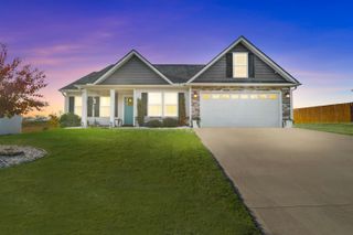 374 Danleigh Way, Inman, SC 29349