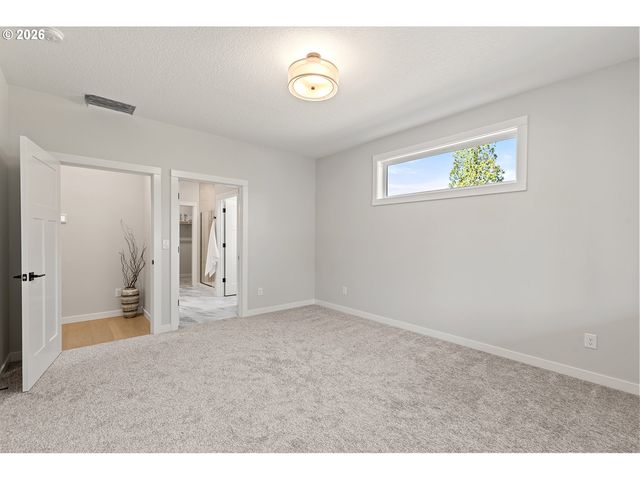 5008 Ne 71ST St, Vancouver, WA 98661