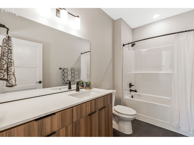 5008 Ne 71ST St, Vancouver, WA 98661