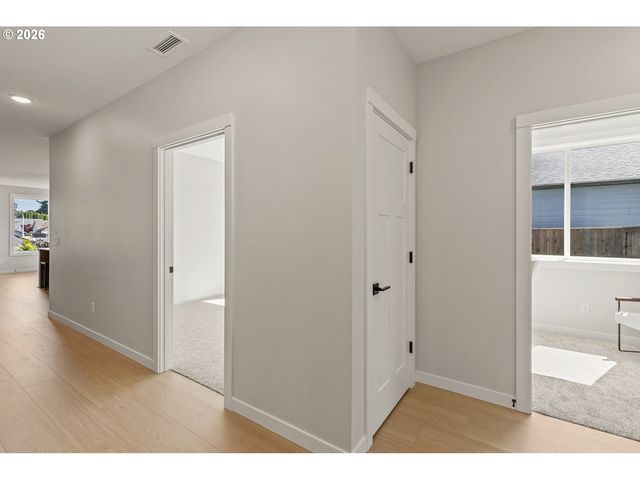 5008 Ne 71ST St, Vancouver, WA 98661